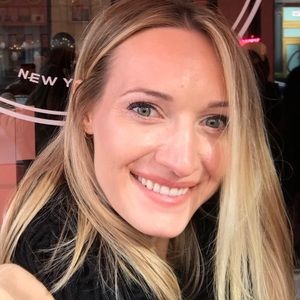 Meet your Posher, Liz